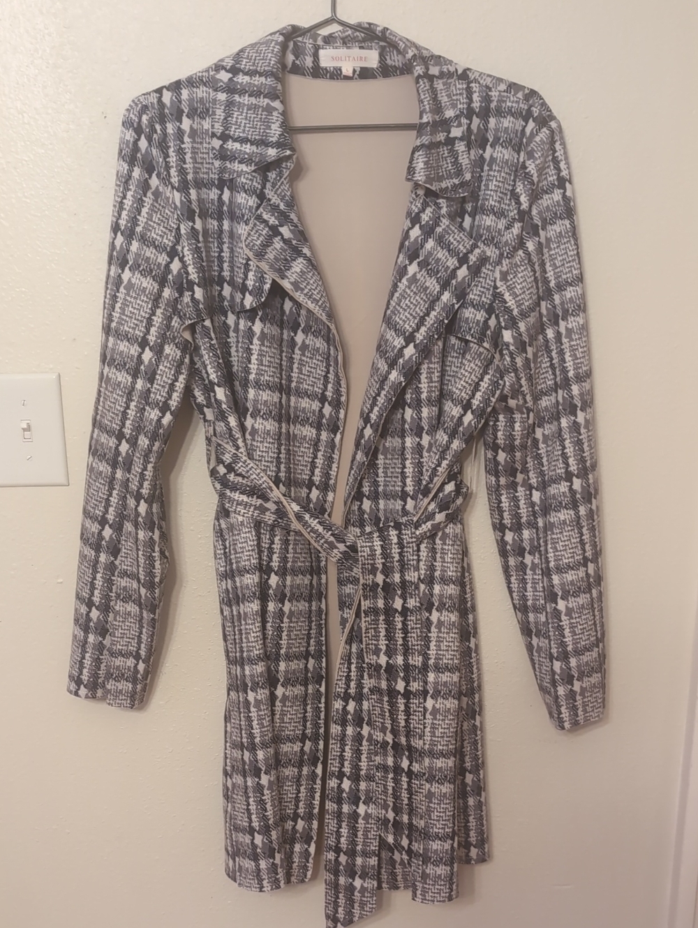 Solitaire Black & White Plaid Tie-Waist Trench L